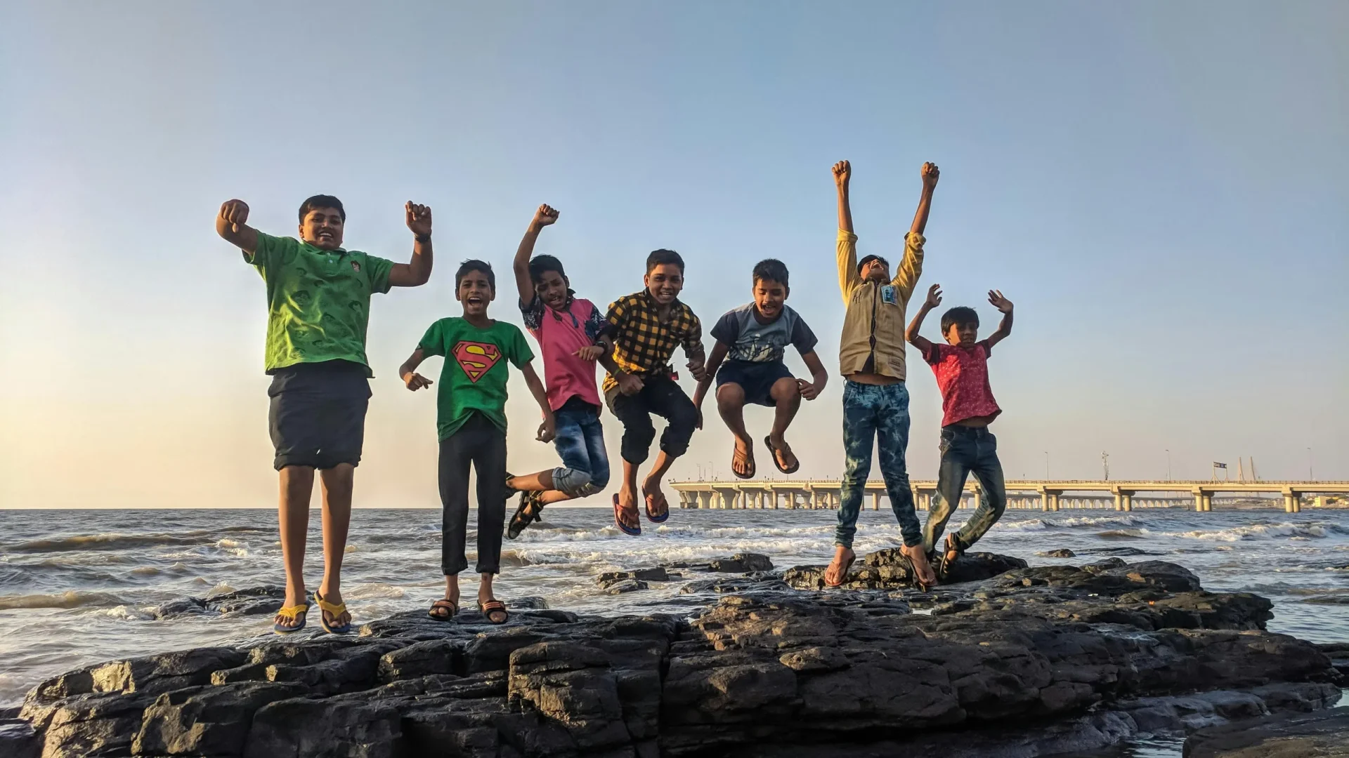 pexels-ajaybhargavguduru-939702